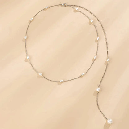 Pearl back necklace